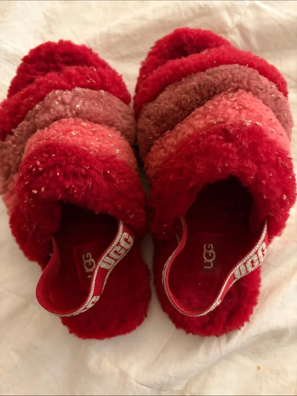 Little Girls UGG Fluff Yeah! Fluffy Slippers in Red Size 1